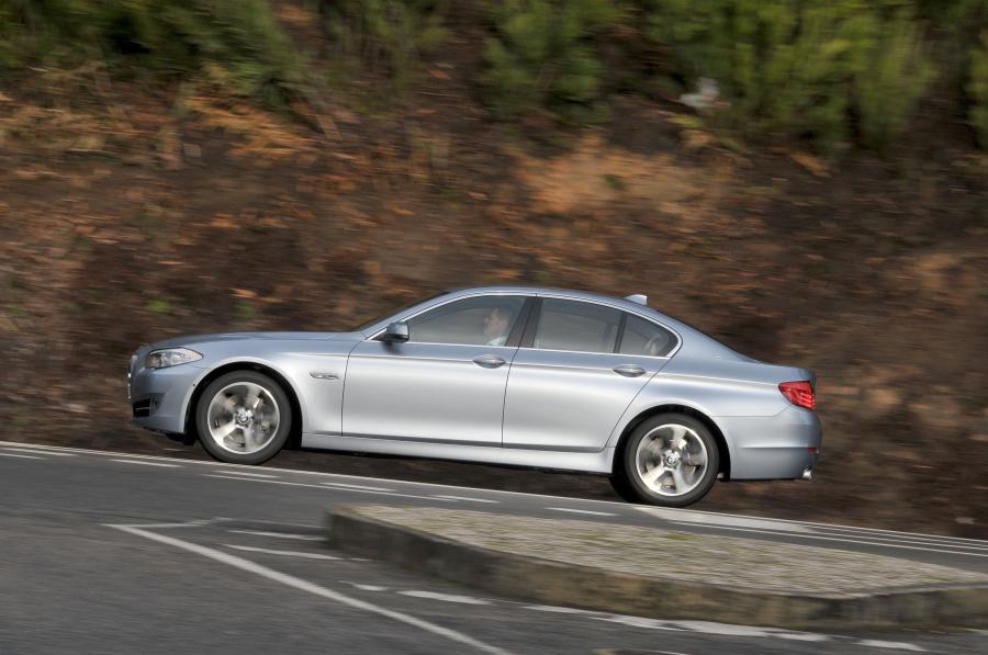  BMW ActiveHybrid 5 2012 года  (US) (фото 85 из 135)
